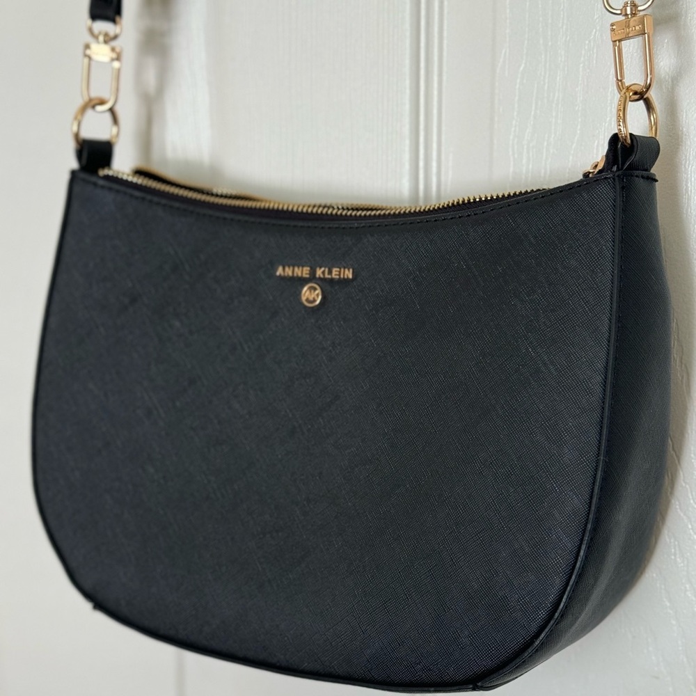 Anne Klein Crossbody/Saddlebag Purse